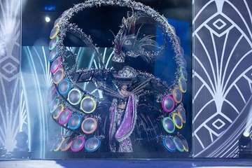 Lola Ortíz, representante de la firma teldense Tapicería Peñate, nueva Reina del Carnaval de la capital grancanaria/TA y Lpacarnaval.